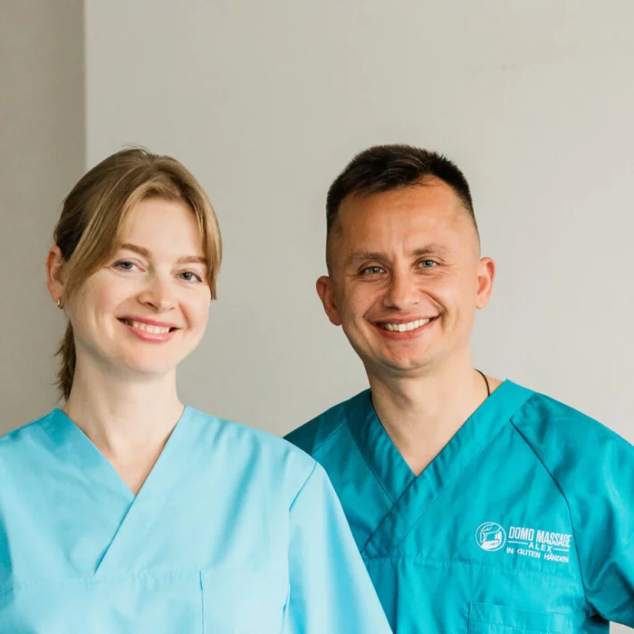 Das Team von Domo Massage in Wuppertal-Ronsdorf – Alexander und Kollegin im Porträt